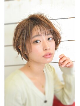 マウナ(Mauna) ニュアンスショート