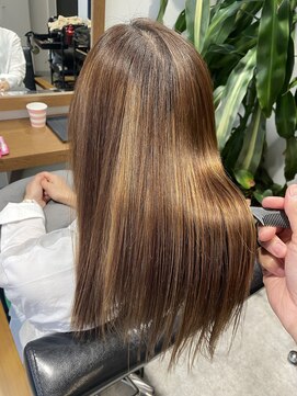 匠 美容室 ブリーチ毛にも出来る髪質改善ストレート