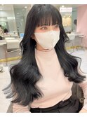 上品さ増す☆色気のあるくびれ韓国レイヤー♪
