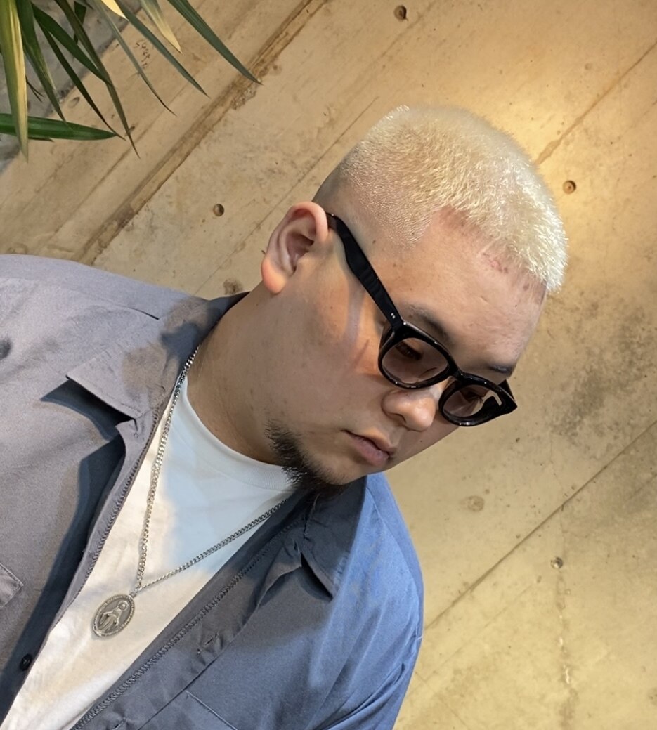 金髪坊主/フェードカット/ブリーチ/大阪／茨木/高槻/吹田/枚方