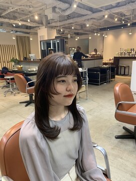 チェスト 神戸本店(CHEST) オン眉バング×フェイスレイヤー｜フレンチカジュアル