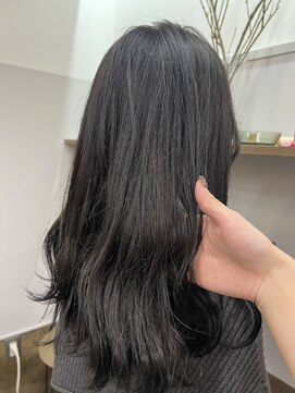 デイジードゥ(Daisy duex) ツヤ感シルバーブラック