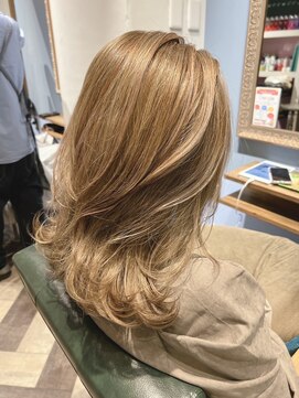 エシェル 平塚店(echelle) ハイトーンレイヤー