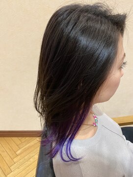 綾瀬 ダズルヘアデザイン(Dazzle Hair Design) インナーカラー／ヴァイオレット／デザインカラー