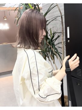 レブ 三条河原町(Reb,) 顔まわりウルフケアブリーチカラーダブルカラーインナーカラー