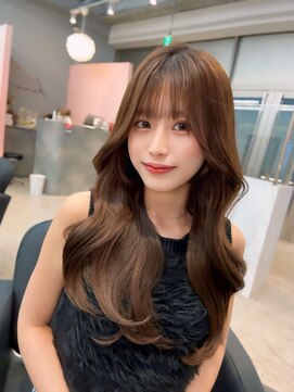 クム(kumu) 【kumu】 ロングレイヤー/顔周りカット/栄/名古屋