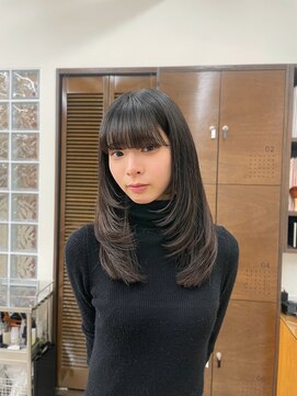 ルイス(LEWES) レイヤーカット