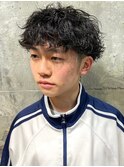 ツーブロック　マッシュ　波巻きパーマ　束感　メンズショート
