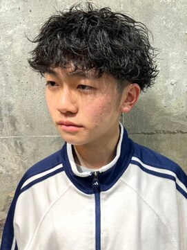 アルフレッド 瑞穂店(alfRed) ツーブロック　マッシュ　波巻きパーマ　束感　メンズショート