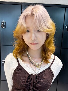 アルバム 銀座(ALBUM GINZA) 韓国ヘア顔周りレイヤーおくれ毛ロング_F30907