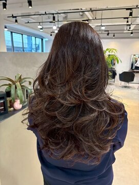 メリー オオサカ(Merly Osaka) バタフライレイヤーカット