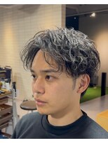 シード(SEAD)&nbsp;ソフトツイスト大人アップバングショート