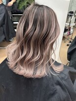 ヌエン 渋谷(NU/EN)&nbsp;ミディアムバタフライレイヤーカット/海外風ハイレイヤーカット