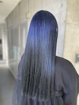 ガルボ ヘアー(garbo hair)&nbsp;大人かわいい透明感たっぷりブルーブラック