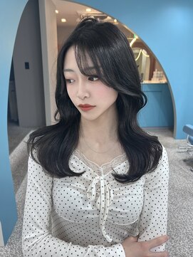 ボタン 熊本(VOTAN) 透ける暗髪/レイヤーカット/顔まわり/韓国ヘア/熊本美容室