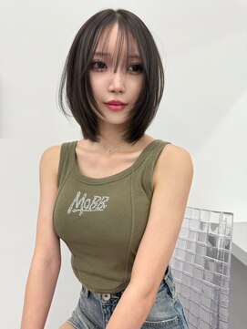 ヴィヴィー 青山表参道店(ViVIE) レイヤーボブ/赤み消し