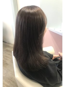 ビートリップ ヘアードレッシング(B trip hair dressing) セミロング