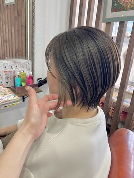 ヘアメイク アンフィ(amphi) 白髪ぼかしインナーカラー..~*＊.