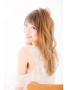 ディスオモテサンドウ 表参道(This OMOTESANDO) 甘口ガーリーレイヤースタイル(表参道 青山 原宿)