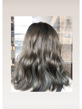 ナイン 麻布十番(NINE) インナーカーキアッシュグレージュ☆