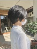 《丸みショート》黒髪ハンサムショート
