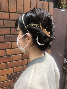 ウィーク 梅田(UiiC) リボンを使ったパーティースタイル 【 uiic umeda rira 】