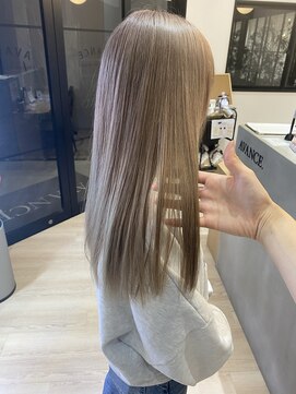 チェレ ロッソ 金剛店(Chere rosso) ハイトーンミルクティーベージュ×ハイライト