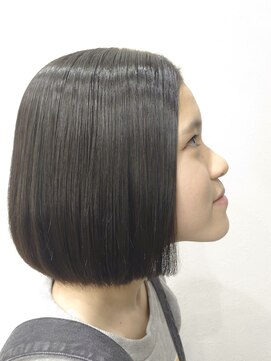 ベレーザ(Beleza.) ストレートパーマ＆ケアトリートメントで艶ボブスタイル