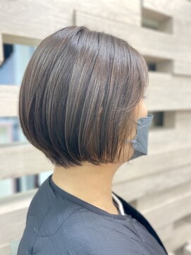 テテ(TETE) 丸みショートボブ