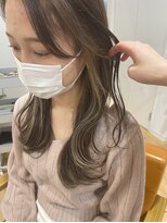 ヴィンス(vince)&nbsp;インナーカラー/イアリングカラー/ミルクティーベージュ