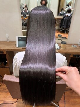 キュア 表参道(CURE) 黒髪/グレージュカラー/ココアベージュ/ヘルシーロング[表参道]