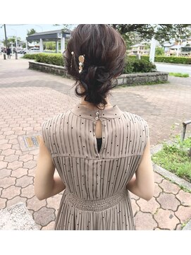 ロレト(Loreto) 結婚式参列ヘア