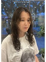 シアン 栄店(CYAN.)&nbsp;かきあげ前髪×ウェーブパーマ