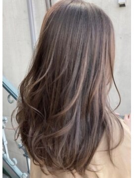 ココラー(COCOlar) 大人きれいハイライト控えめ