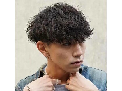シンヤヘアーズ(SHINYA HAIRS)の写真