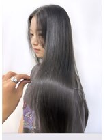 ピープスアンドスー 表参道 渋谷(Peeps&Suu.) 髪質改善トリートメント 艶髪 ブルーブラック 顔周りレイヤー