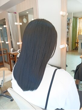 ディンプル 越谷駅前(DiMPlE) 愛されセミロング