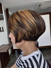 サロン ド 榮(Salon de 榮) アシンメトリーボブ