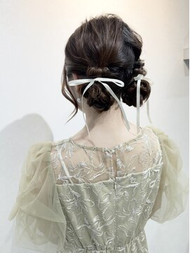 シー(shii..) 《shii../大黒》#ヘアセット#ヘアアレンジ#お団子ツイン