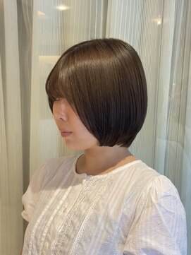 アミリアバイザザ(amiliea by ZA/ZA) まるみボブ×透明感オリーブベージュ