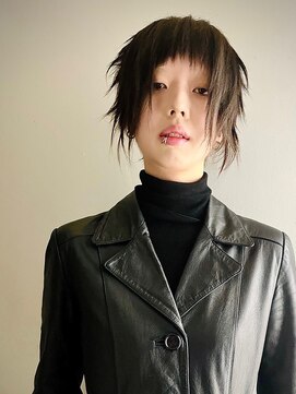 クク(QUQU) ショート　黒髪