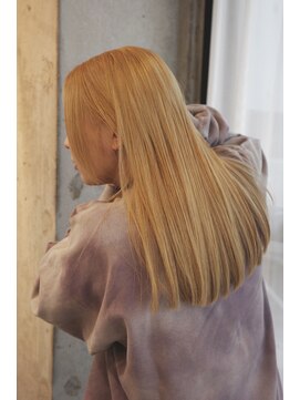 光をまとった、柔らかミルキーベージュ　吉祥寺