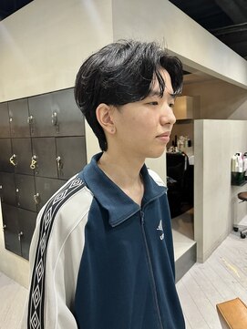 ヘアー アイス ルーチェ(HAIR ICI LUCE) メンズヘアセンターパートパーマメンズパーマ/中西