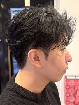 オーシャントーキョー(OCEAN TOKYO) 韓国マッシュフェザーパーマニュアンスパーマセンターパート黒髪