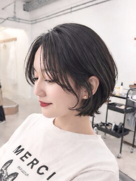 ハット(HUT) 『30～40代』ショート　ボブショートヘア　白髪ぼかし　217