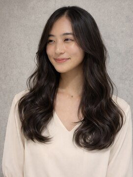 エアー 青山(AIR) レイヤーカット／透明感カラー