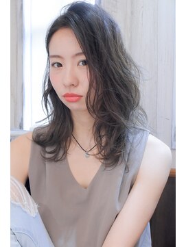 セシル 高津店(SECIL) 逆光、波巻き、前髪眺めのセミロング　　MT10