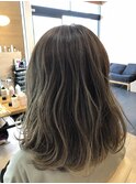 透明感ブルージュカラー×ハイライト