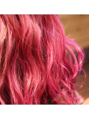 金髪からピンクへ大変身！！