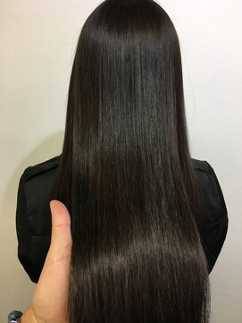 ジェルム ヘアーワークス(germe hair works) 柔らか艶ロング